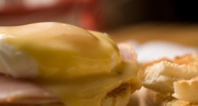 eggs-benedict-main eggs-benedict-main
